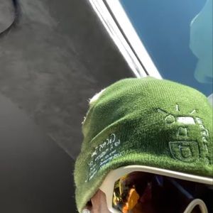 Meet your Posher, Tecca